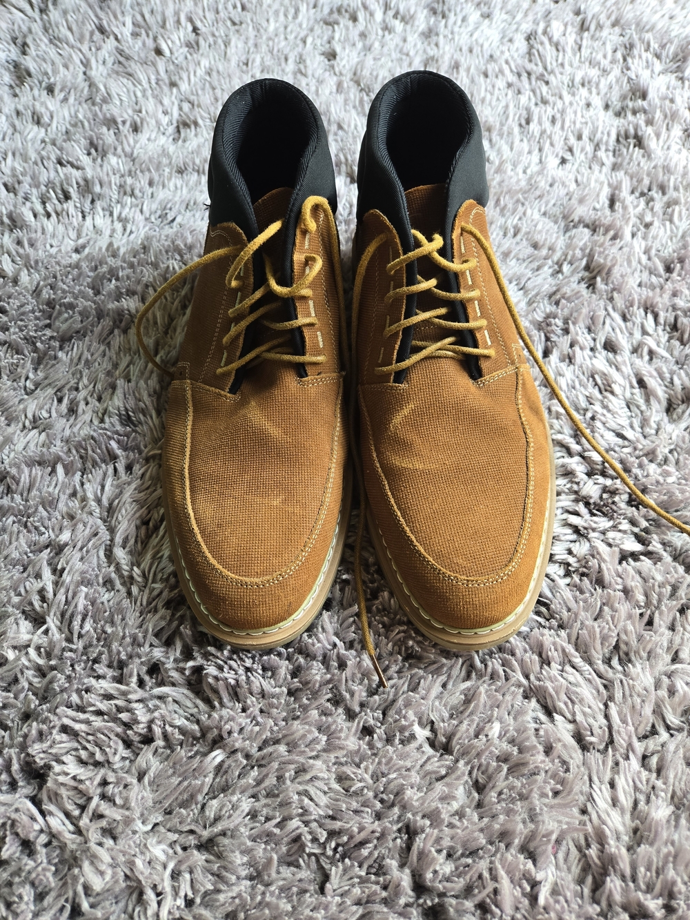 Stacy Adams Men's Tan Canvas Chukka Boots with Black Collar